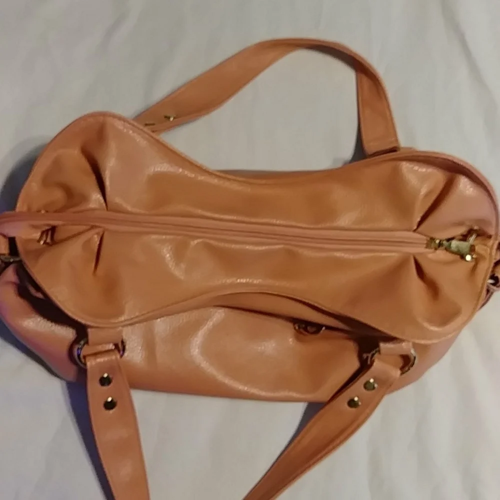 Hong Ye purse